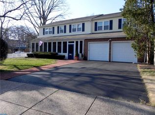 200 Wells Ln, Springfield, PA 19064