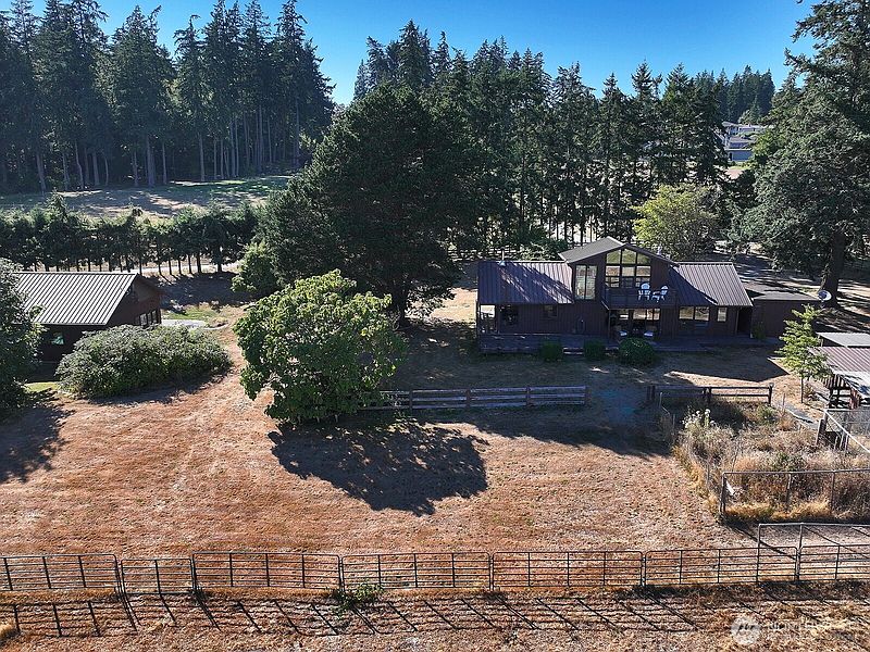 3rd image of 6065 McMaster Road