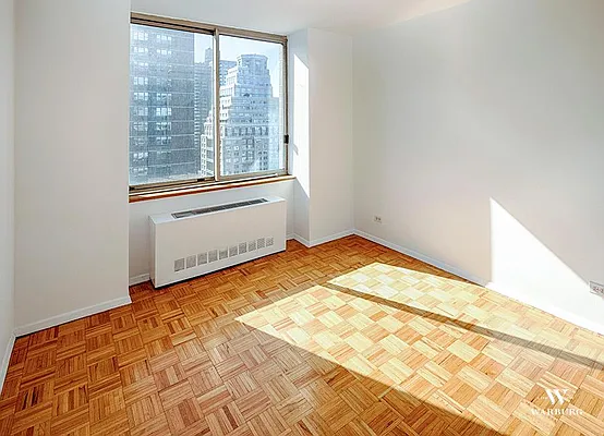 Rented by Warburg | media 16