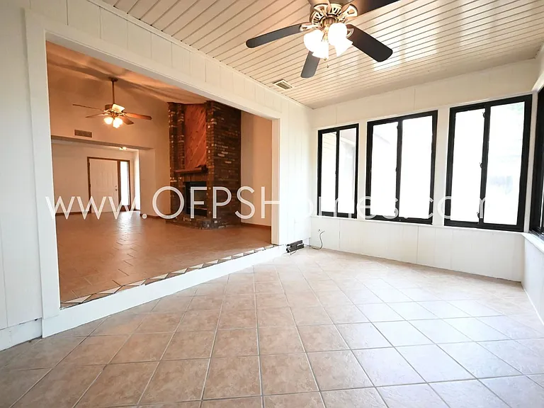 3934 Balsam Dr — Photo 37