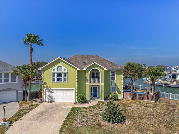 3rd image of 306 Square Rigger St