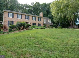 9701 Georgetown Pike, Great Falls, VA 22066