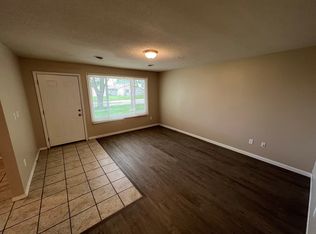 2608 Dale Dr APT B, Champaign, IL 61821