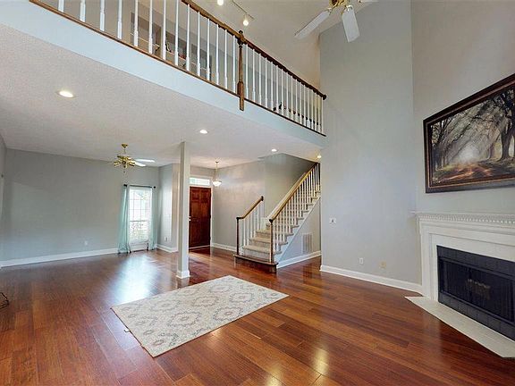 5th image of 1431 Chandler Cir