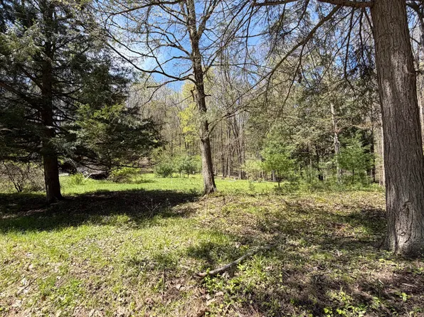 1037 Hungry Hollow Rd, Du Bois, PA 15801
