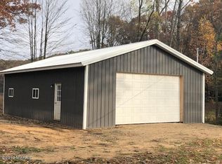 16206 Pretty Lake Dr, Mecosta, MI