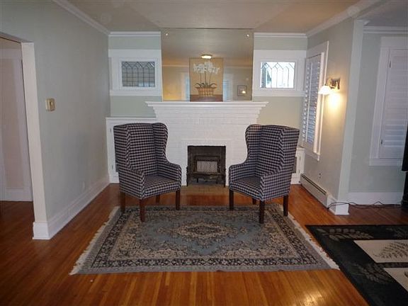 Living room Fireplace