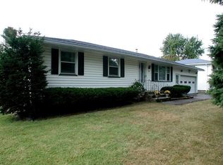 39 Drexel Dr, Rochester, NY 14606