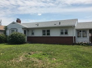 97 Arcadia Blvd, Springfield, MA 01118