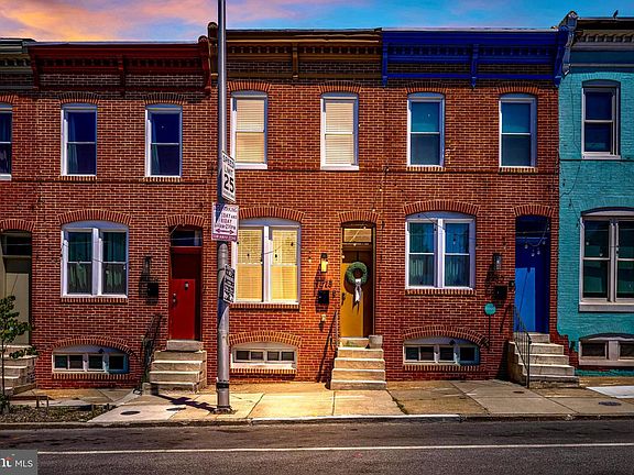3rd image of 2028 E Preston St