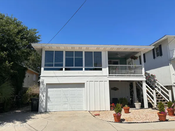 28 W Oxford Street, Wrightsville Beach, NC 28480