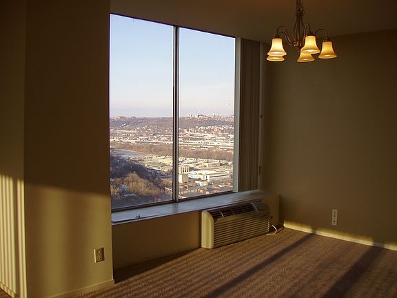 5th image of 810 Matson Pl Unit 503
