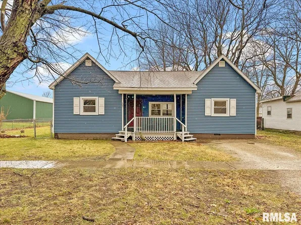 127 6th St, Illiopolis, IL 62539