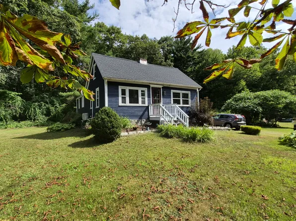 115 Burnt Mill Rd, Wells, ME 04090