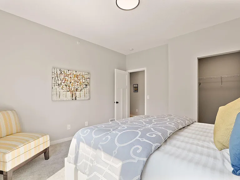 14555 Virginia Ave S — Photo 20