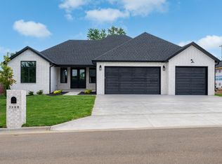 3800 W Broadmoor Street, Springfield, MO 65807