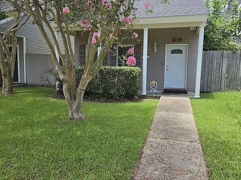 5138 Stumberg Ln — Photo 12