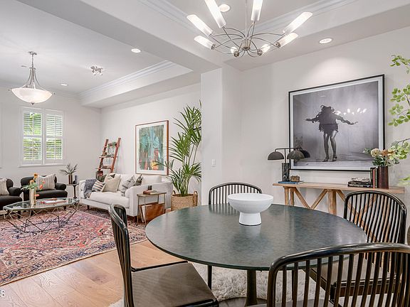 4th image of 441 N Los Robles Ave #18