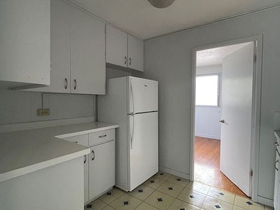 3rd image of 1911 10th Ave #A