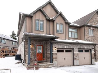 55 Harrison St #32, Stratford, ON N5A0A4
