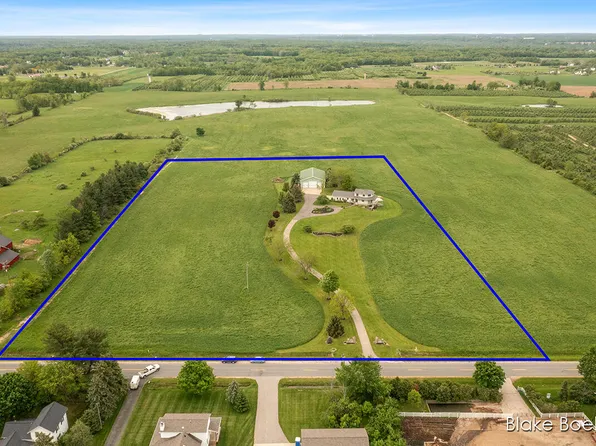 2796 Hayes St, Marne, MI 49435