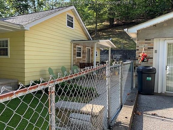 4th image of 1681 Pittman Ln