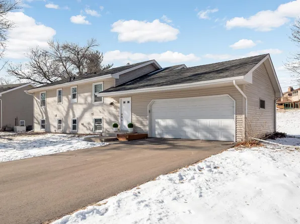 9100 31st Ave N, New Hope, MN 55427