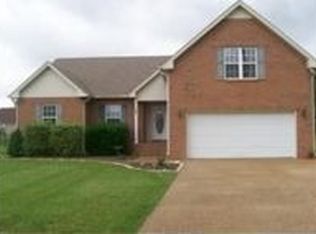 107 Caudill Ct, Portland, TN 37148