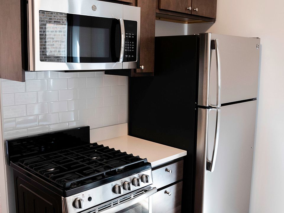 1st image of 2639 N Spaulding Ave APT 2E