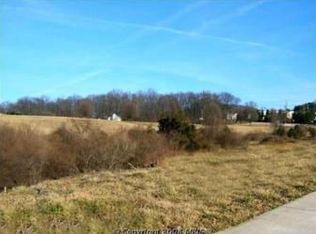 66 Westminster Dr, Front Royal, VA 22630