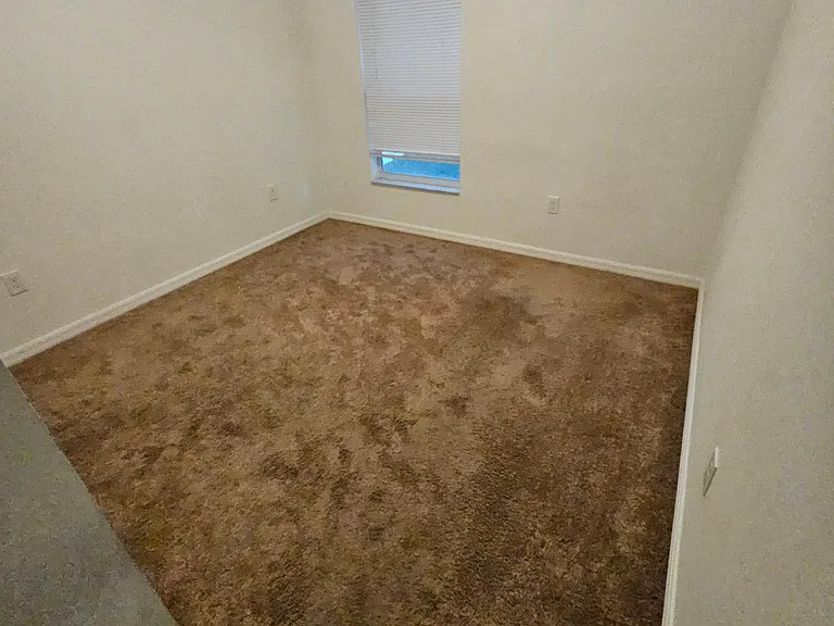 1849 Wallace Manor Ln — Photo 5