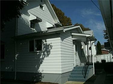 2nd image of 335 Morewood Ave