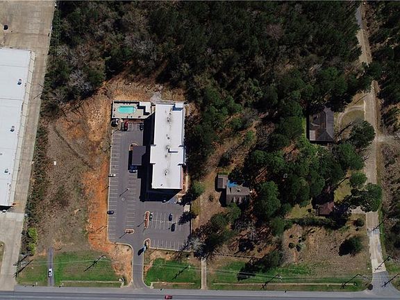 2nd image of 2812 Monroe Hwy