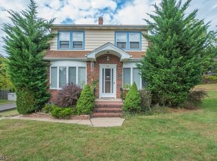 101 Linda Vista Ave, North Haledon, NJ 07508