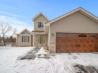 4230 Lake Ridge Dr, Big Lake, MN 55309