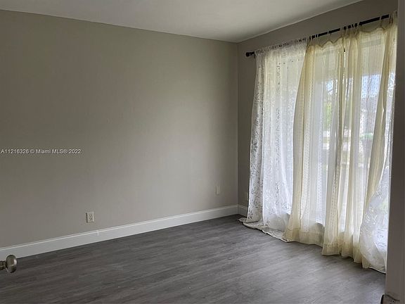 5th image of 9220 NW 31st Pl