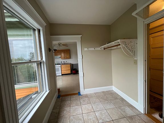 3rd image of 588 Cambridge St #2