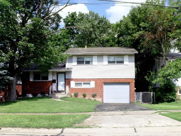 9224 Comstock Dr, Cincinnati, OH 45231