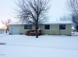 30 5th St S, Sunburst, MT 59482