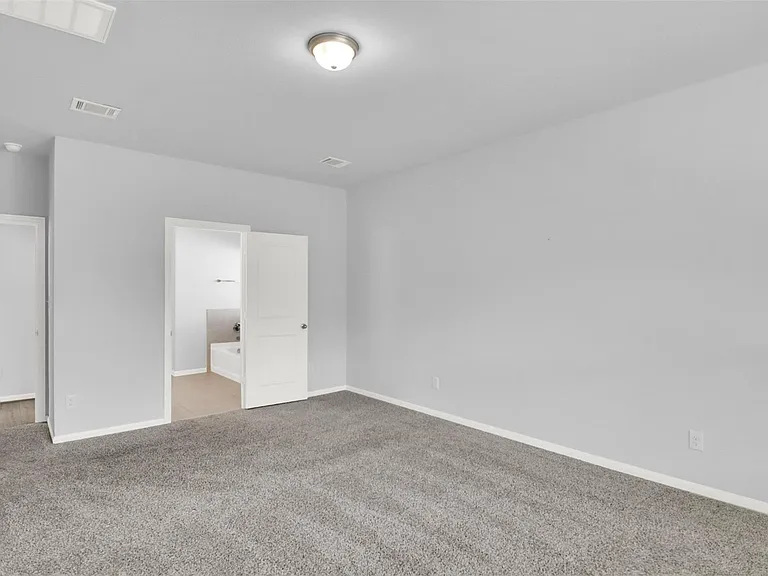 113 Greenthread Dr — Photo 16