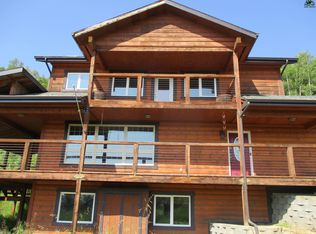 1210 Amanita Rd, Fairbanks, AK 99712
