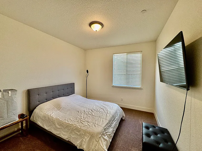 1121 Pearl Dr — Photo 6