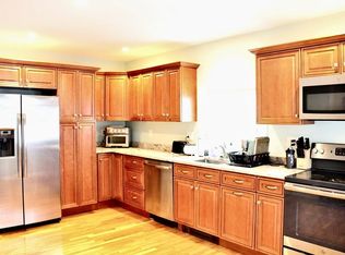 439 Medford St #0, Somerville, MA 02145