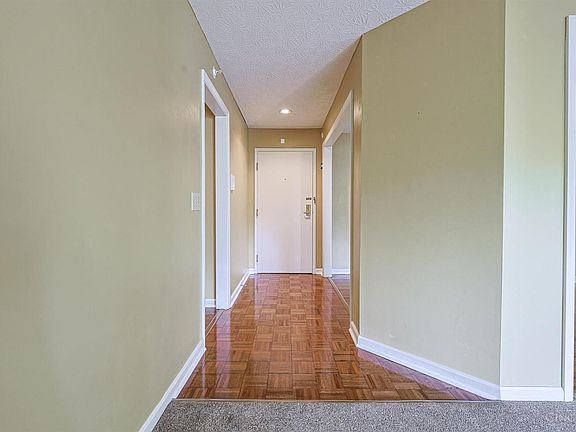 5th image of 4300 Regency Ridge Ct APT 208
