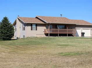 10929 Country Club Rd, Belle Fourche, SD 57717