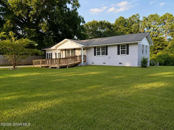 369 Finch St NW, Vernon, AL 35592