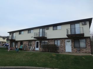 125 Willows Edge Ct APT B, Willow Springs, IL 60480