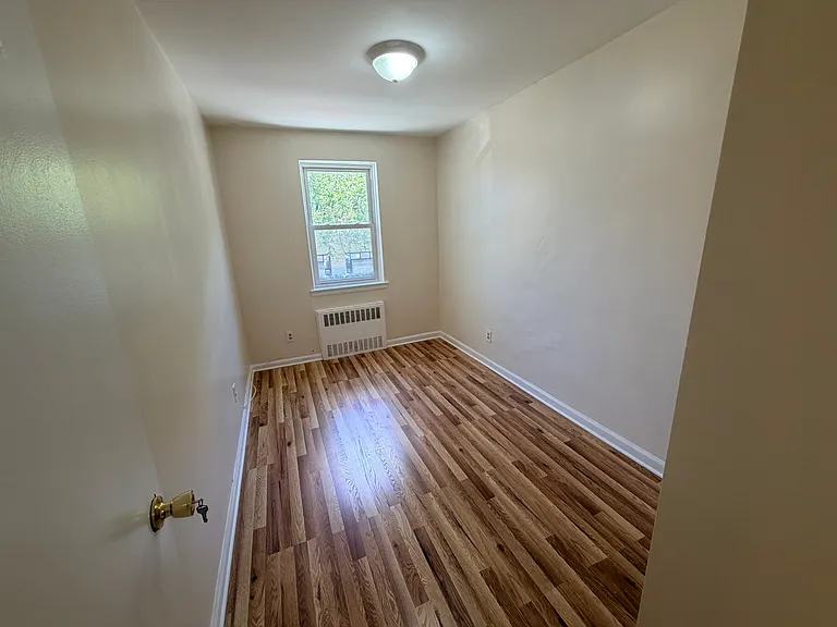 2076 E 63rd St #2 — Photo 5