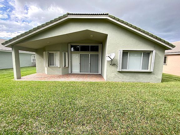 4th image of 8944 Agliana Cir