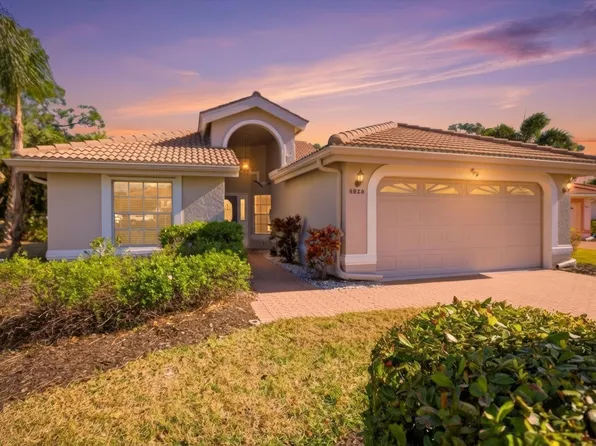 5829 Fairwoods Cir, Sarasota, FL 34243